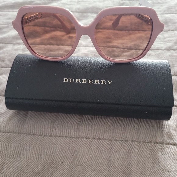Burberry Sunglasses